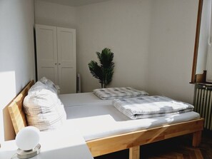 Casa | 2 quartos, ferros/tábuas de passar roupa