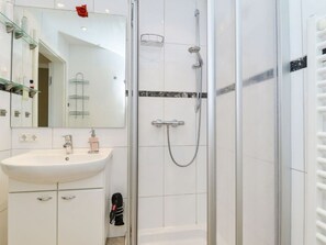 House | Bathroom