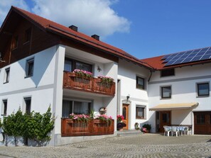 Exterior - Pleasant Apartment in Karlsfeld (Arrach)