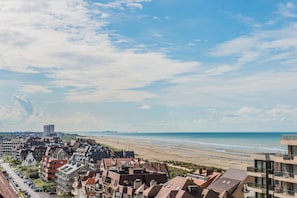 Apartment | Beach | Beach nearby - Spacious Seaside Apartment (Nieuwpoort)