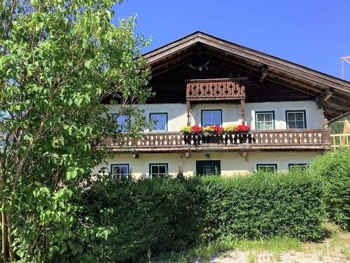 Comfortable Holiday Home With Garden in Leogang