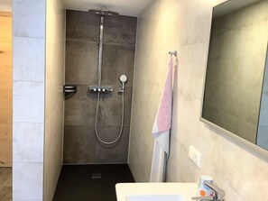 House | Bathroom