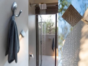 House | Bathroom - Villa in Hoedspruit With Private Swimming Pool (Hoedspruit)
