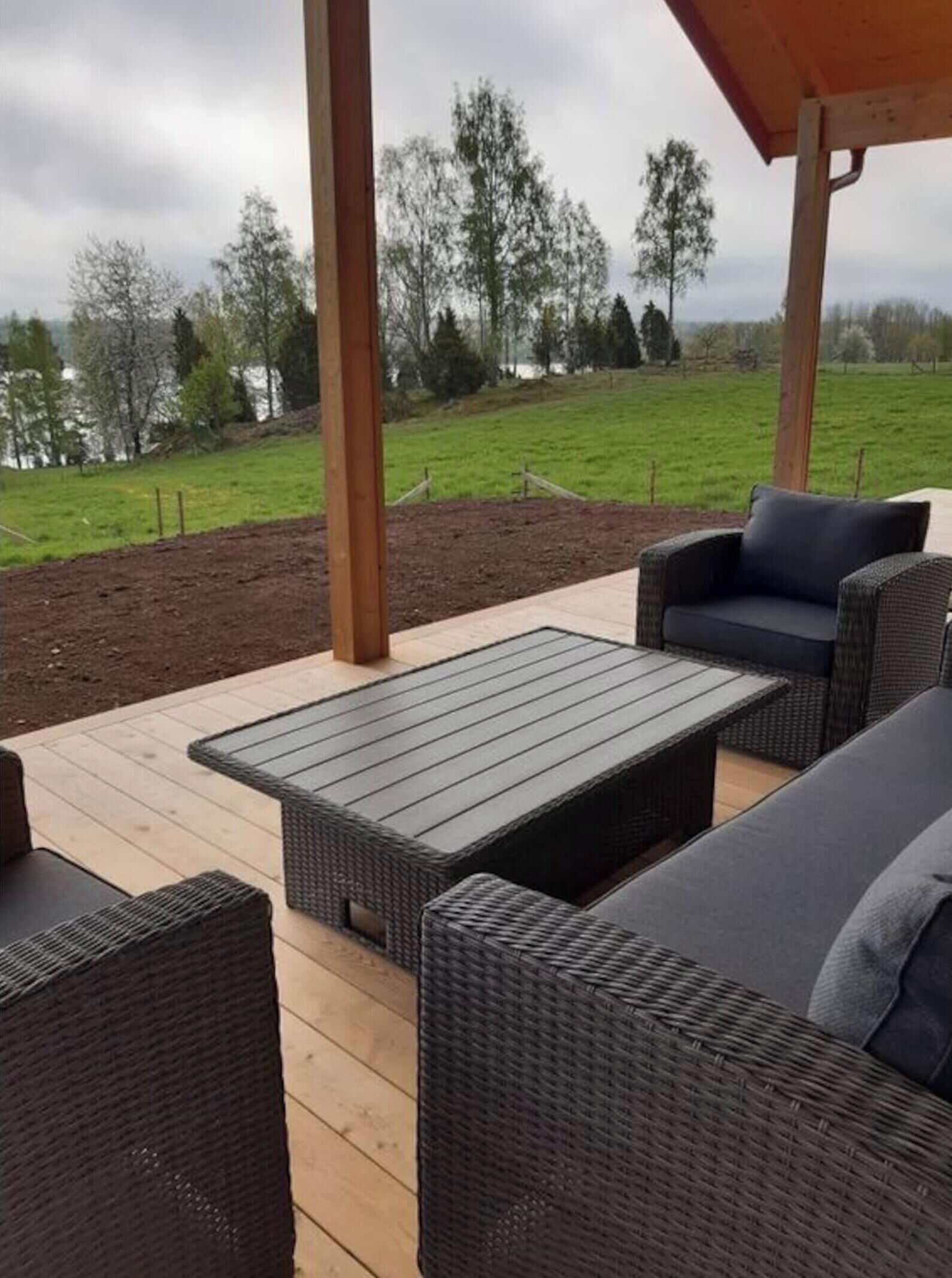 المنشأة من الخارج