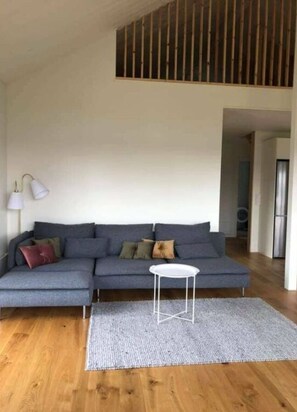 Living area - House Sjotorp Comfortable Holiday Residence (Hjältevad)