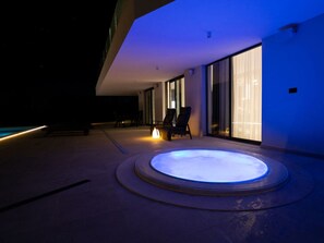 Terrace/patio - Lea Comfortable Holiday Residence (Rasa)