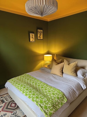 2 bedrooms, desk, iron/ironing board, WiFi - Martin & Richard's House in London Fields (London)
