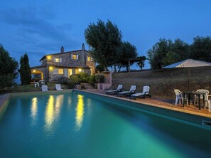 Outdoor pool - Villa Degli Artisti (Todi)