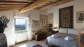 Vila | 4 kamar tidur dan dilengkapi dengan perabotan berbeda-beda