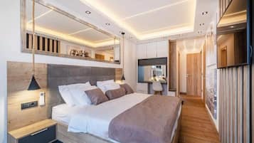 Villa | 4 bedrooms, iron/ironing board