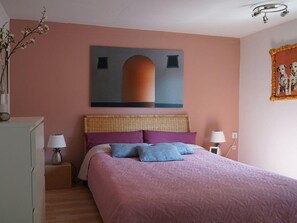 1 bedroom - Holiday Home With art (Leipzig)