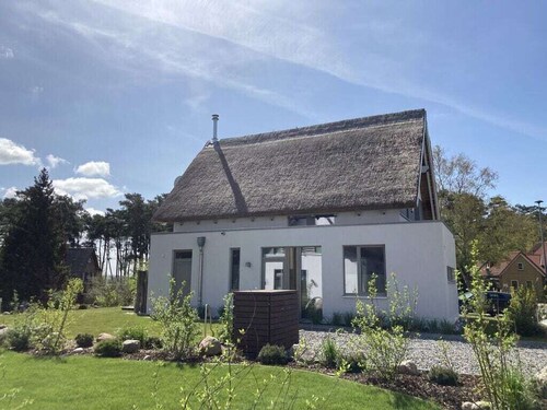 Fritz Reethus Modern Retreat