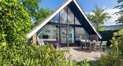 Comfortably Furnished Holiday Home by the sea