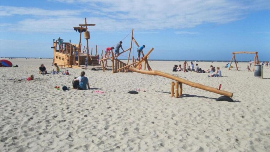 Holiday Home in Zeeland With Romantic Terrace