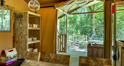 Glamping Tent in Tranquil Park