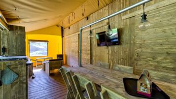 Tent | Dining