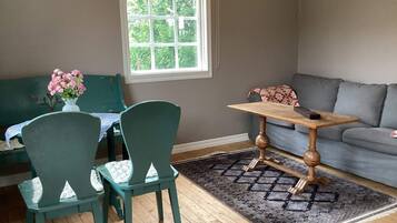 House | Dining