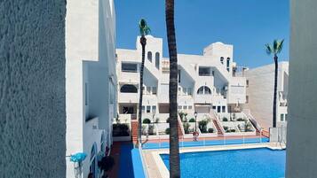 Apartment | Pool | Outdoor pool