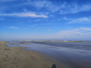 Beach - Cypressa Modern Retreat (Montefiore dell'Aso)