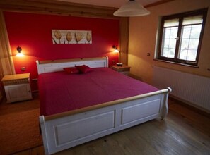 Casa | 1 quarto, individualmente mobiliados