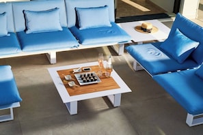 Exclusive-Villa, Meerblick | Terrasse/Patio