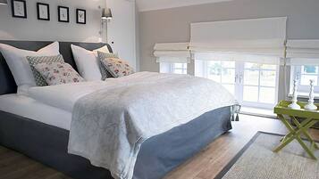 Apartment | 3 bedrooms, individually furnished