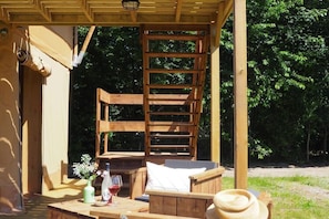 Tent | Balcony