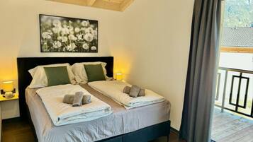 Chalet | 3 bedrooms, individually furnished, bed sheets