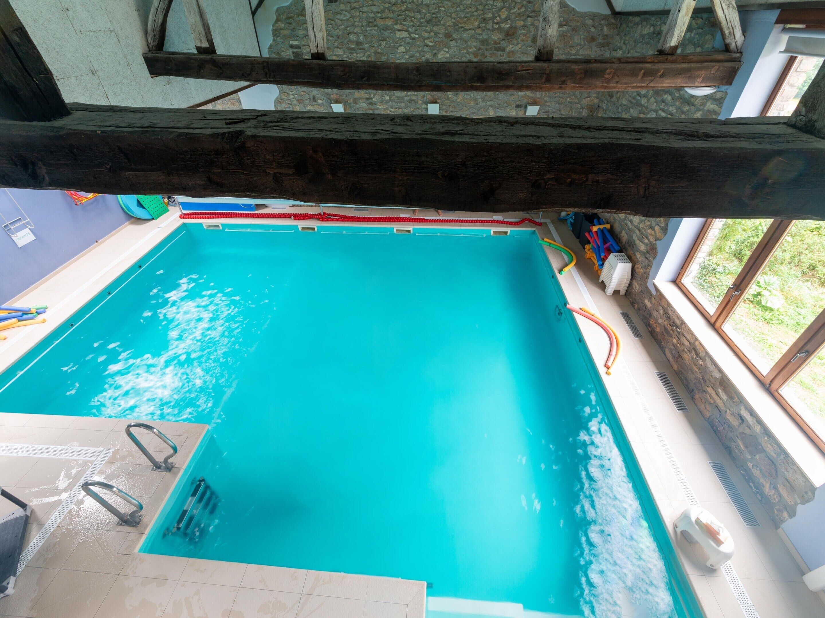 Cottage | Pool | Indoor pool, outdoor pool