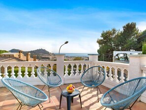 House | View from property - Belvilla by OYO Rosas (Blanes)