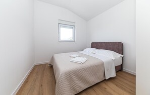 2 sovrum, strykjärn/strykbräda, gratis wi-fi och sängkläder