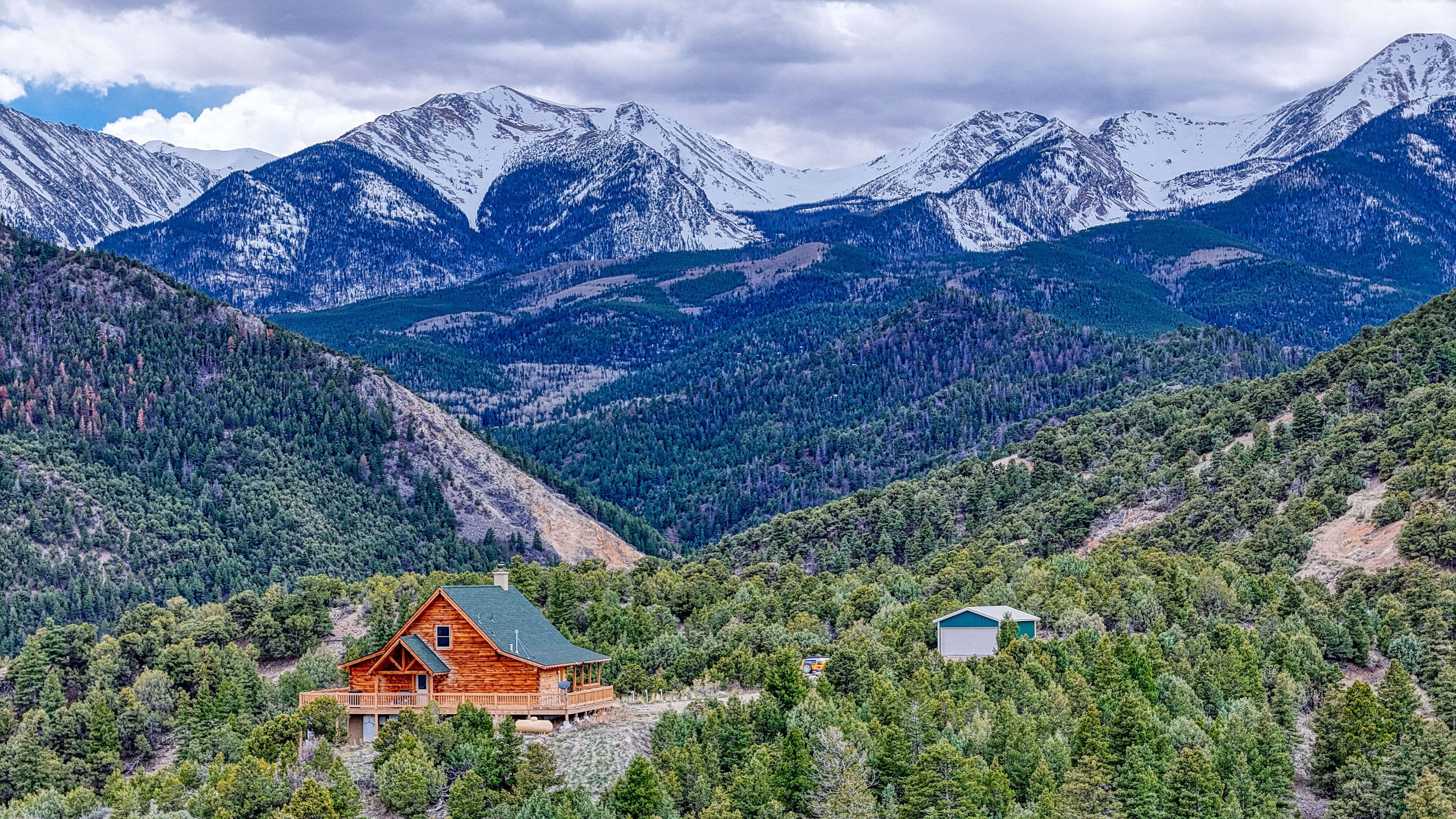 Gorgeous views - On Top of the World