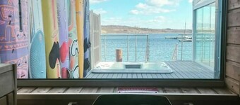 Holiday Home Pippa Comfortable Holiday Residence