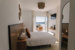 Panoramic Double Room, Beach View | Premium bedding, down duvets, memory-foam beds, minibar - H Bellavista Mojácar (Mojacar)