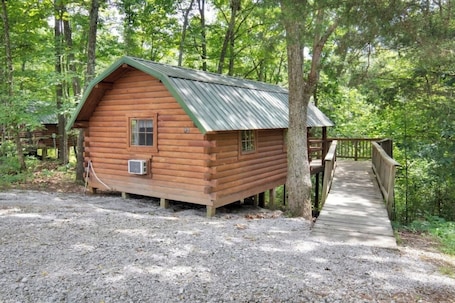Exterior. Rustic Cabin in Bloomington with Views