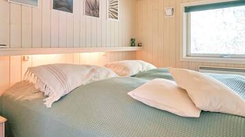 House | 4 bedrooms, individually furnished