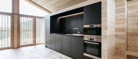 Apartment | Private kitchen | Oven