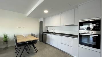Apartment | Private kitchen | Electric kettle, toaster