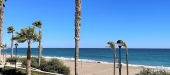 Belvilla by OYO Apartamento Moja!car