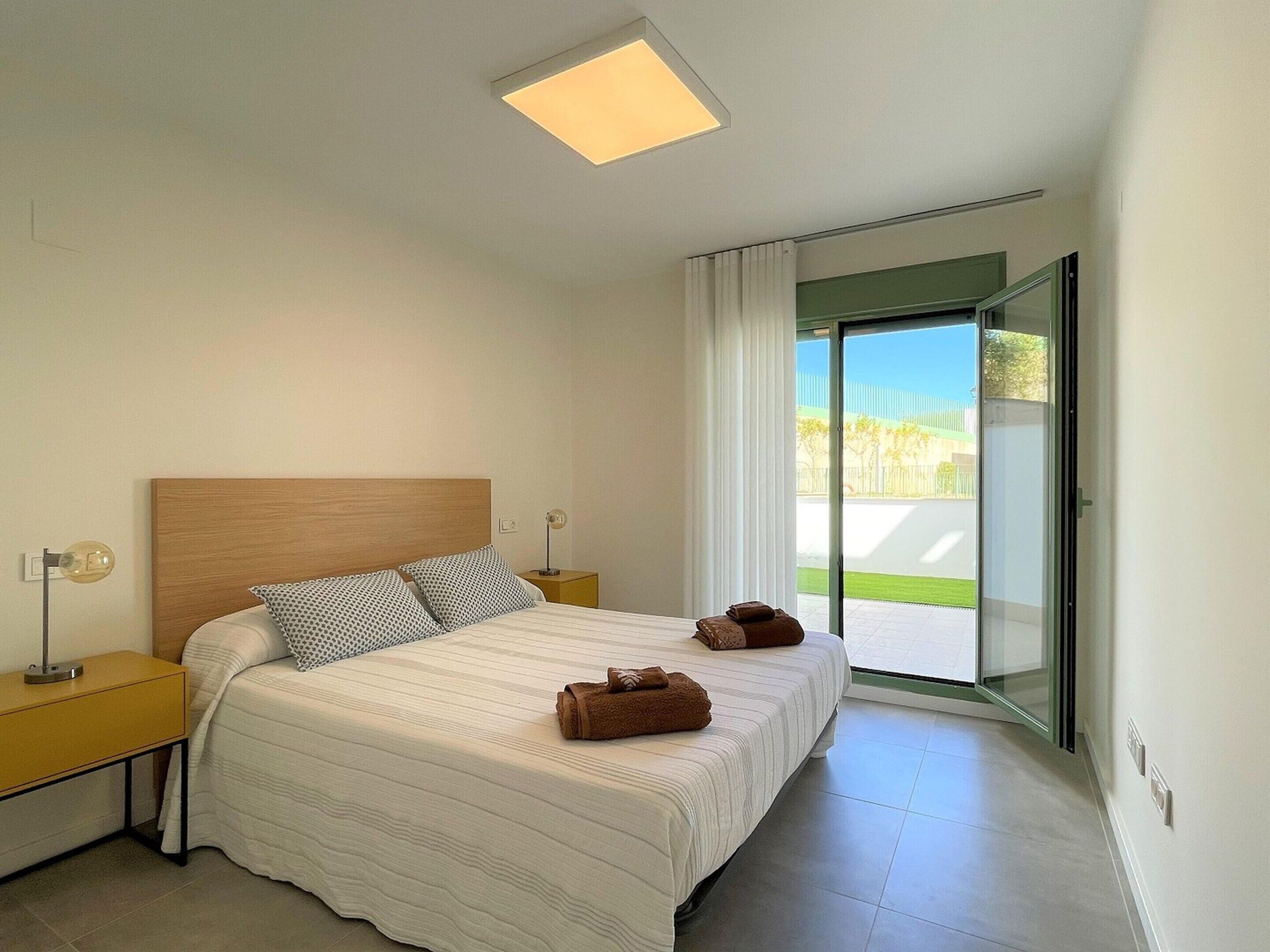 Apartment | 2 bedrooms, individually furnished, iron/ironing board, bed sheets