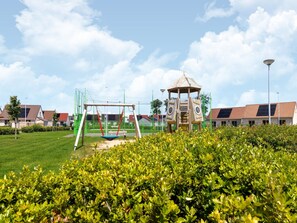 Garden - Holiday Home in Koksijde With Garden (Koksijde)