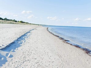 Hus | Utsikt mot vann