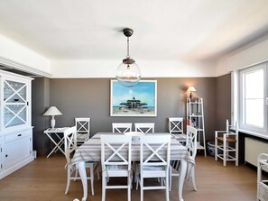 Apartment | Dining