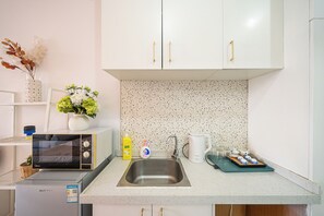 Classic Apartment | Private kitchen - moonlighthomestay (Shanghai)