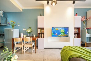 Classic Apartment | Living area