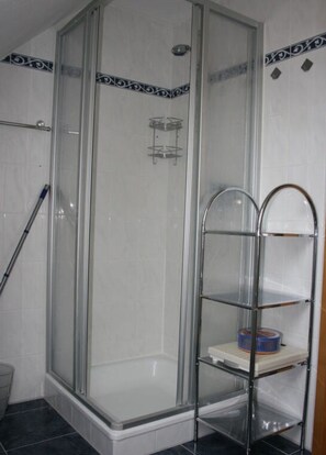 Apartment | Bathroom - Holiday Apartment Norddeich Radio (Norden)
