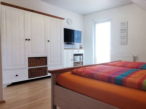 2 habitaciones y muebles diferentes 