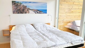 Room - 6 Person Holiday Home in Svaneke (Svaneke)