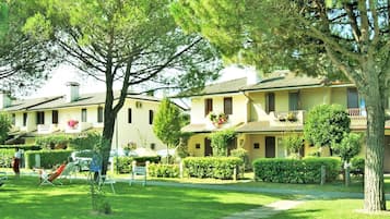 Villa | Exterior