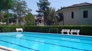 Vila | Kolam renang | Kolam renang outdoor